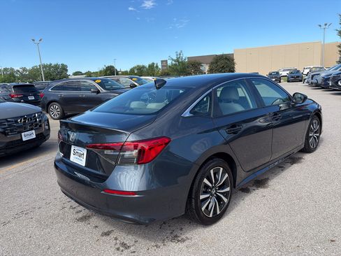 Certified 2023 Honda Civic EX image 5