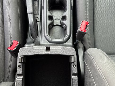 Used 2019 Jeep Wrangler Unlimited Sport S image 29