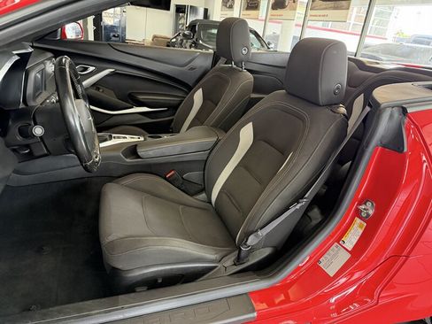 Used 2016 Chevrolet Camaro LT RWD image 12
