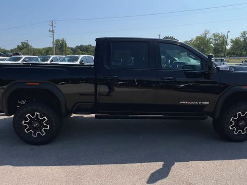 New 2025 GMC Sierra 2500 AT4X image 45