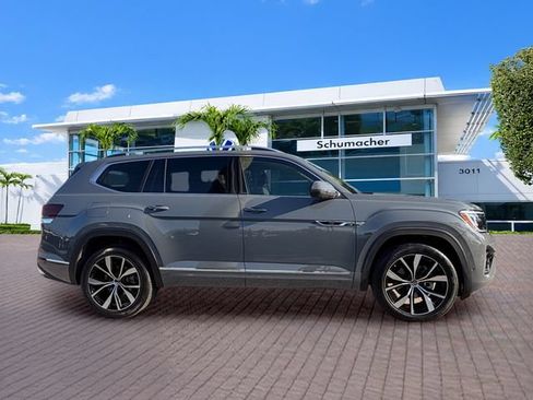 Certified 2026 Volkswagen Atlas SEL Premium R-Line AWD/4WD image 8