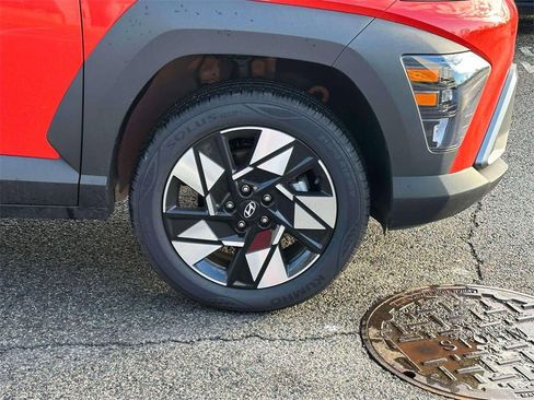 Used 2025 Hyundai Kona SEL image 7