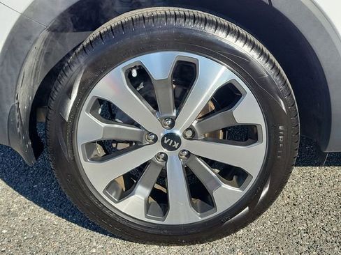 Used 2021 Kia Telluride S image 6