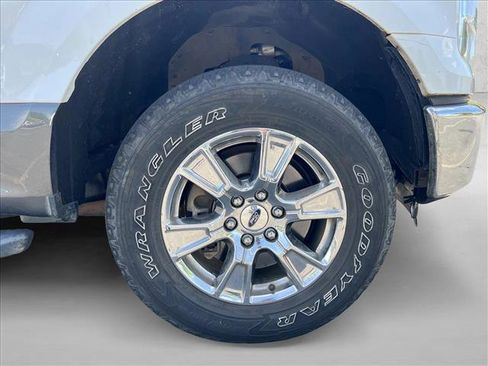 Used 2016 Ford F150 XLT w/ Equipment Group 301A Mid AWD/4WD image 25