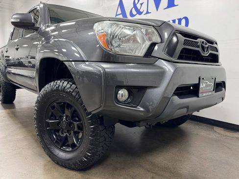 Used 2015 Toyota Tacoma 4x4 Double Cab w/ TRD Sport Package image 22