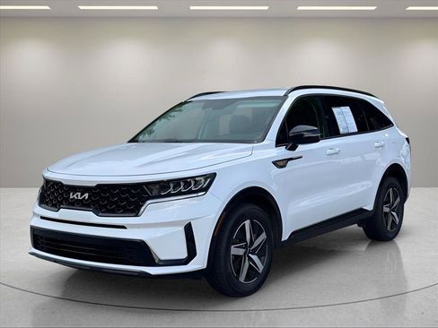 Used 2023 Kia Sorento S FWD image 1
