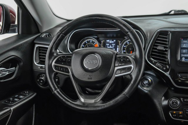 Used 2020 Jeep Cherokee Latitude Plus w/ Cold Weather Group AWD/4WD image 14