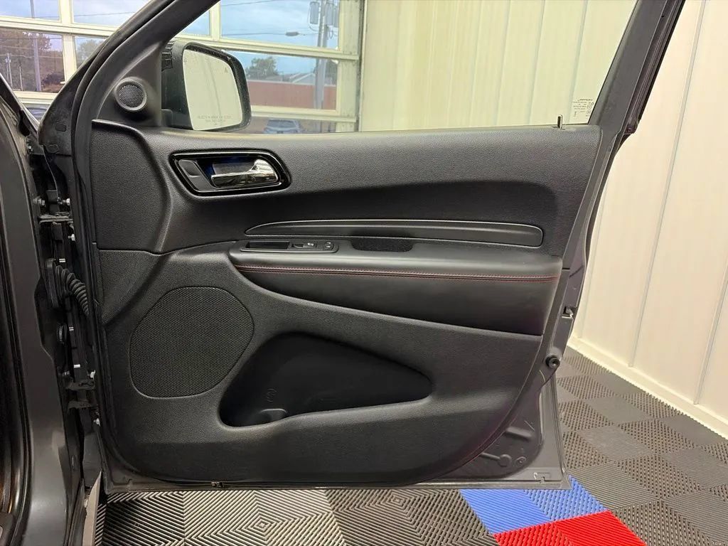 Used 2025 Dodge Durango R/T AWD/4WD image 22