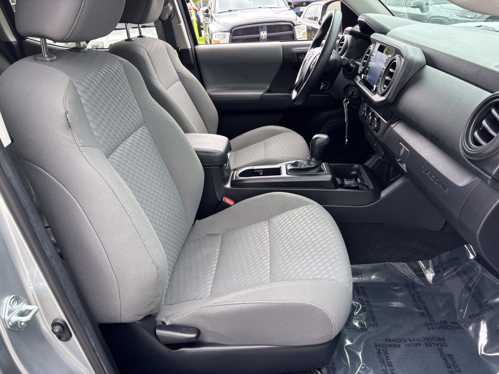 Used 2022 Toyota Tacoma SR w/ SR Convenience Package RWD image 32