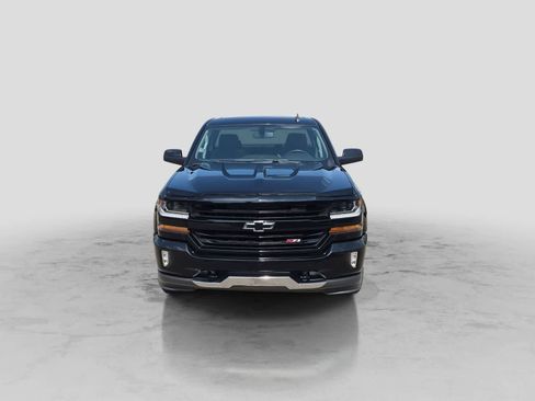 Used 2018 Chevrolet Silverado 1500 LT w/ All Star Edition AWD/4WD image 3