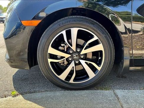 Used 2018 Honda Odyssey Elite image 30
