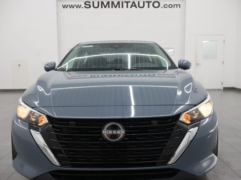 Used 2024 Nissan Sentra SV FWD image 20