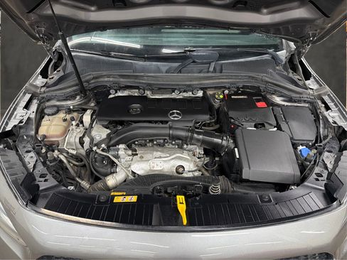 Used 2022 Mercedes-Benz GLA 250 w/ Premium Package Lite image 9