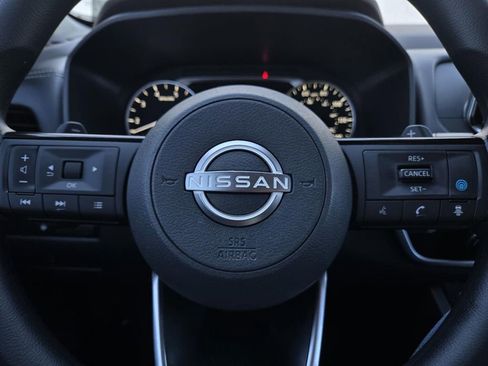 Certified 2023 Nissan Rogue SV image 24