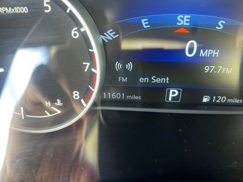 Used 2024 Nissan Murano Platinum w/ Cargo Package image 17