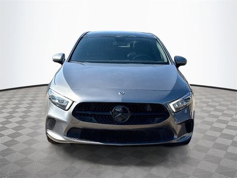 Used 2019 Mercedes-Benz A 220 4MATIC w/ Premium Package image 33