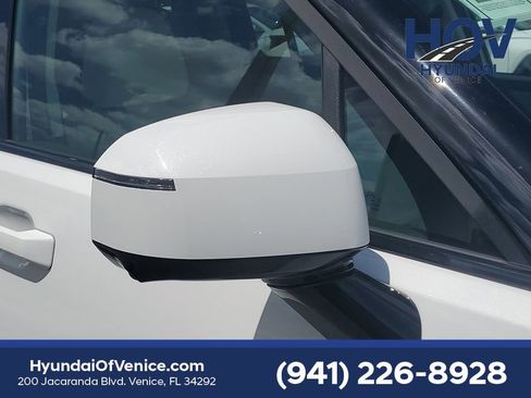 Certified 2025 Hyundai Santa Fe Calligraphy image 11