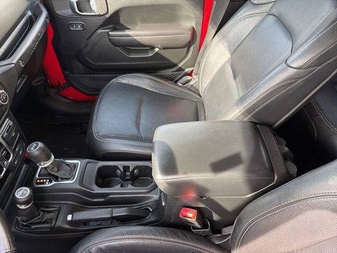 Used 2020 Jeep Wrangler Unlimited Sport S image 37