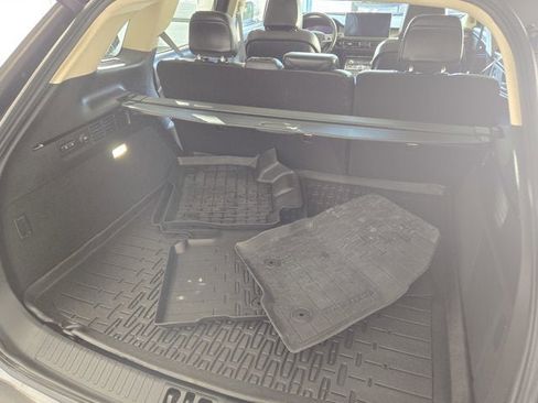 Used 2023 Lincoln Nautilus Reserve w/ Equipment Group 201A image 15