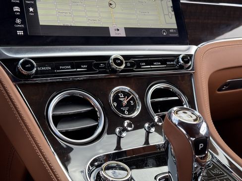 Used 2020 Bentley Continental GT image 59