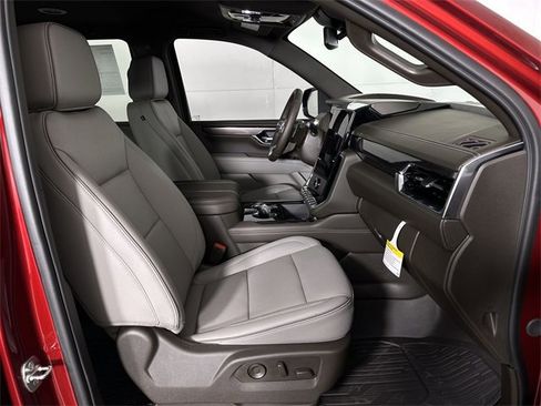 New 2026 GMC Yukon Elevation w/ LPO, Get Active Package image 28