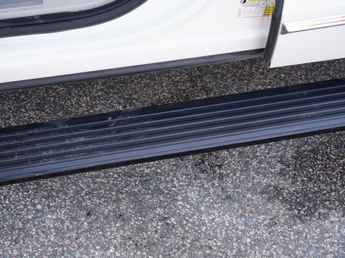 Used 2019 Lincoln Navigator Reserve w/ Cargo Package image 33