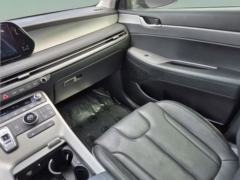 Used 2024 Hyundai Palisade SEL FWD image 14