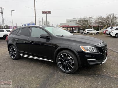 Used 2017 Volvo V60 T5 Cross Country Platinum