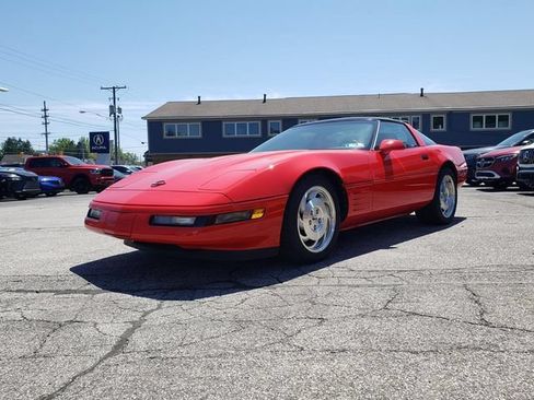 Used 1994 Chevrolet Corvette Coupe RWD image 4