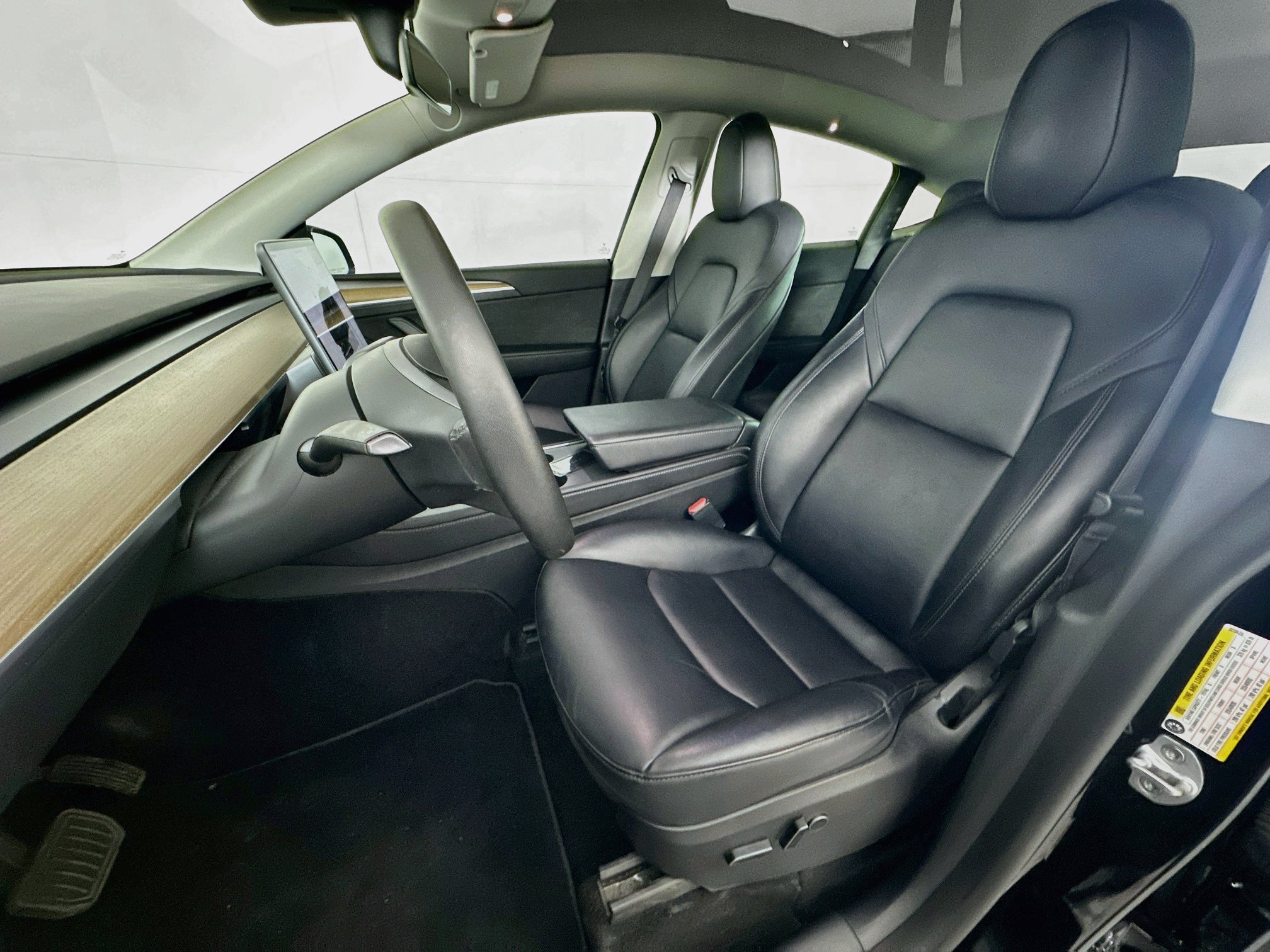 Used 2022 Tesla Model Y Long Range AWD/4WD image 13