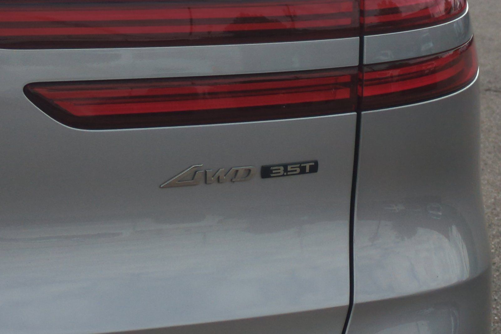Used 2022 Genesis GV70 3.5T Sport AWD/4WD image 52
