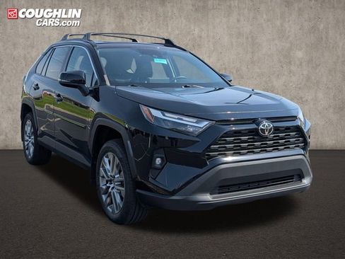 Used 2022 Toyota RAV4 XLE Premium AWD/4WD image 1