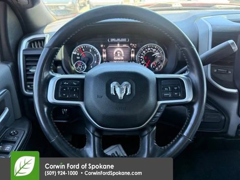 Used 2022 RAM 2500 Big Horn w/ Level C Equiment Group AWD/4WD image 21