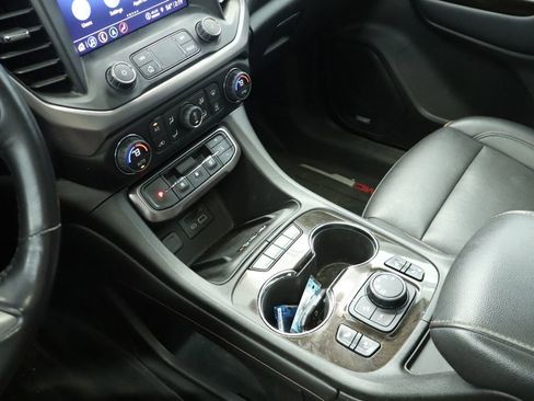 Used 2022 GMC Acadia AT4 w/ Technology Package AWD/4WD image 41