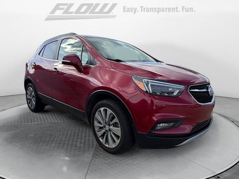 Used 2017 Buick Encore Essence FWD image 1