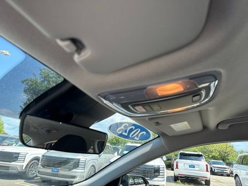 Used 2023 Hyundai Elantra SEL FWD image 37