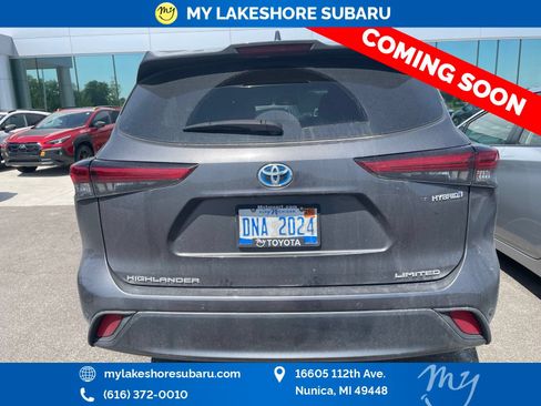 Used 2022 Toyota Highlander Limited AWD/4WD image 8