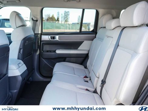 New 2026 Hyundai Santa Fe SE FWD image 19