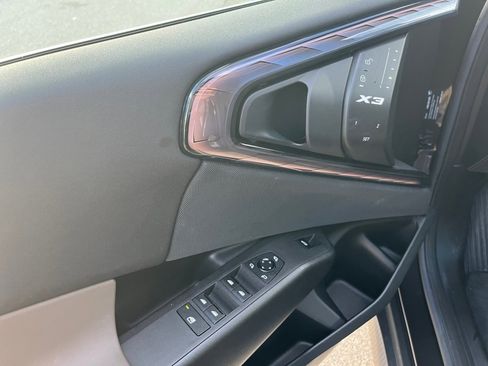 Certified 2025 BMW X3 xDrive30i w/ Premium Package image 32