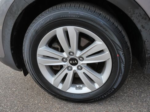 Used 2017 Kia Sportage LX FWD image 15