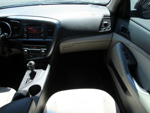 Used 2013 Kia Optima LX FWD image 16
