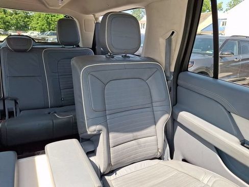 Used 2019 Lincoln Navigator L Black Label AWD/4WD image 27