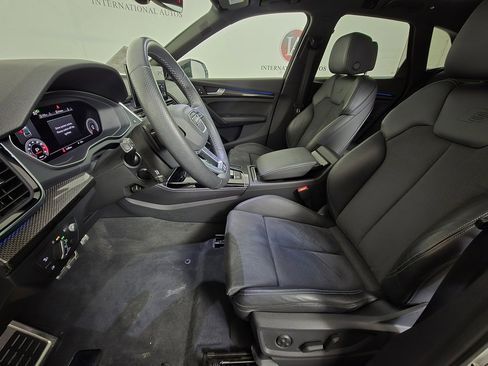 Used 2022 Audi SQ5 Prestige w/ Prestige Package image 14