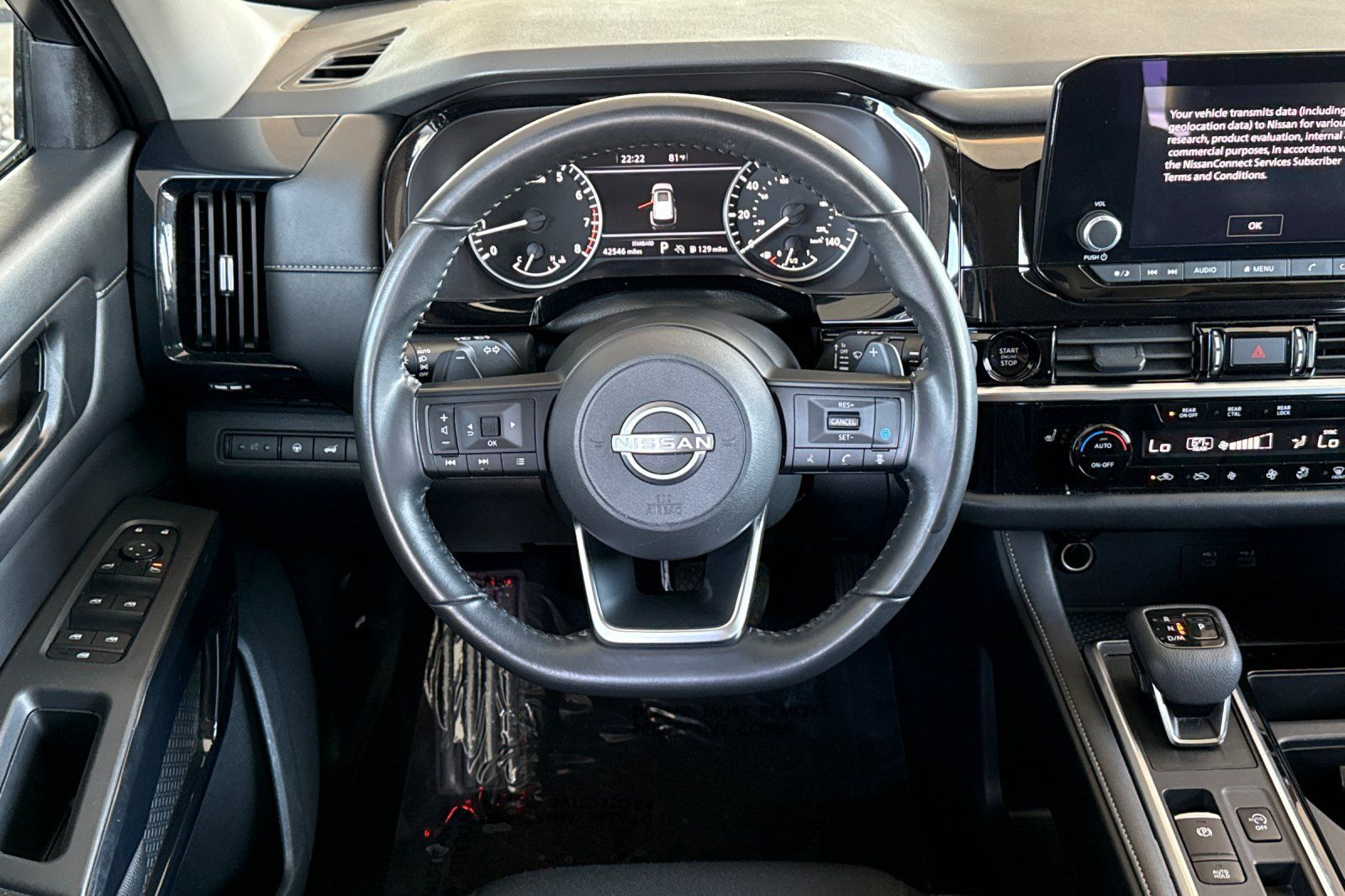Certified 2025 Nissan Pathfinder SV FWD image 19