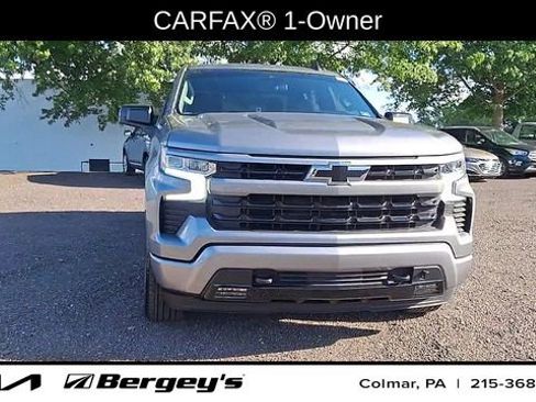 Used 2023 Chevrolet Silverado 1500 RST image 3