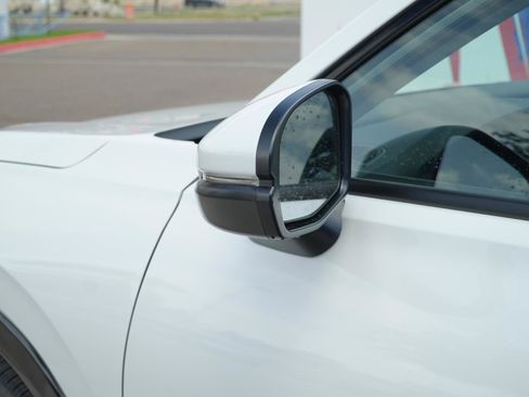 New 2026 Honda HR-V EX-L image 11