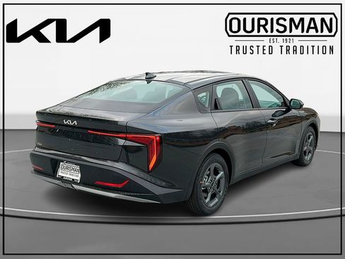 New 2025 Kia K4 LXS FWD image 4