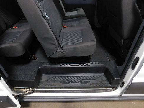Used 2018 Ford Transit 150 XLT image 23