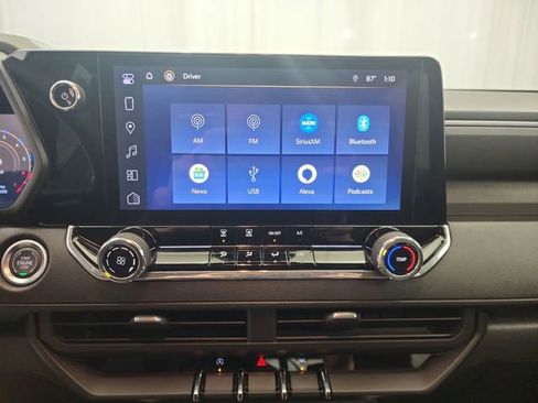 Used 2024 Chevrolet Colorado Trail Boss w/ Technology Package image 15