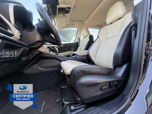 Used 2025 Subaru Outback Limited AWD/4WD image 19